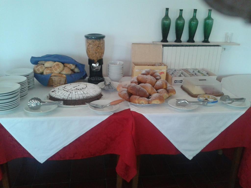 Baia Del Sole Hotel Paestum Bagian luar foto